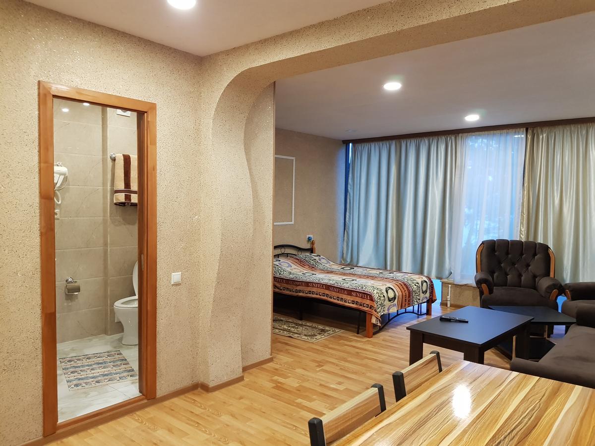 Jrahars Resort セヴァン エクステリア 写真